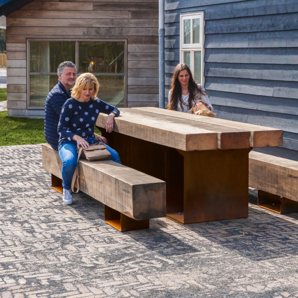 Drifter Sets de Pique-Nique, Renesse (NL) Street furniture - Wooden Urban Bench - CorTen - Drifter Sets de Pique-Nique, Renesse (NL)